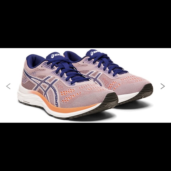 Asics Shoes - 🆕NWT! Women’s ASICS Sneakers!